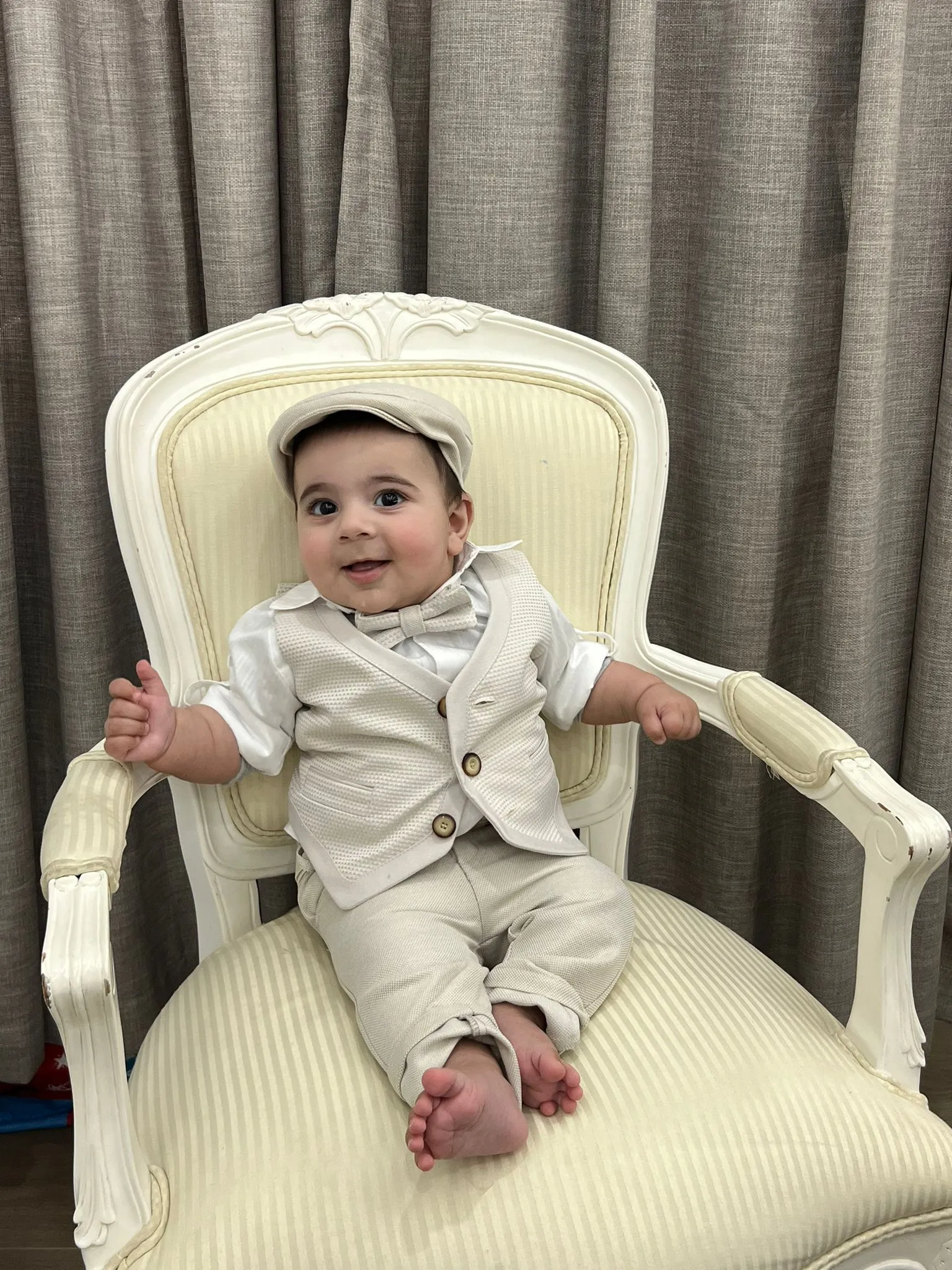 Dolce Bambini - 3 Piece Beige Suit