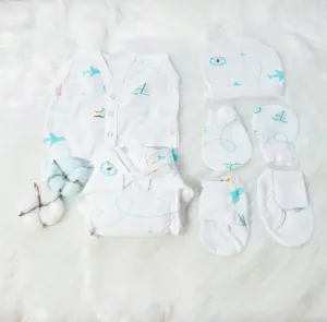 Lil Travellers - Newborn Everyday Essentials